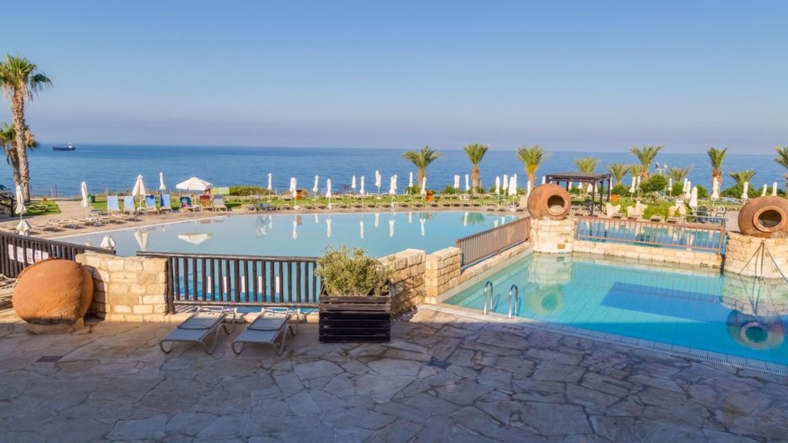 Akteon Holiday Village