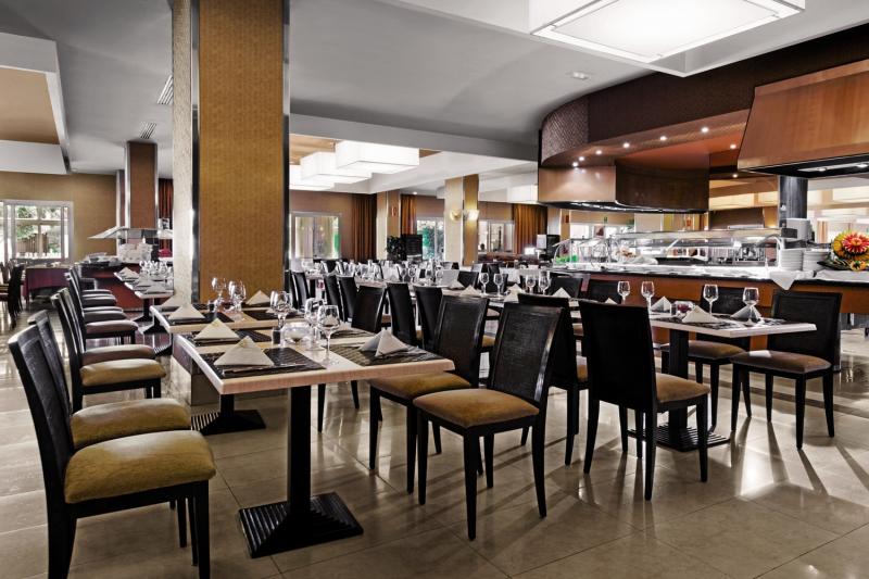 Elba Sara Beach & Golf Resort