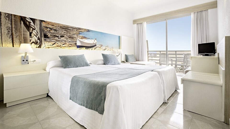 Premium Sea View Room