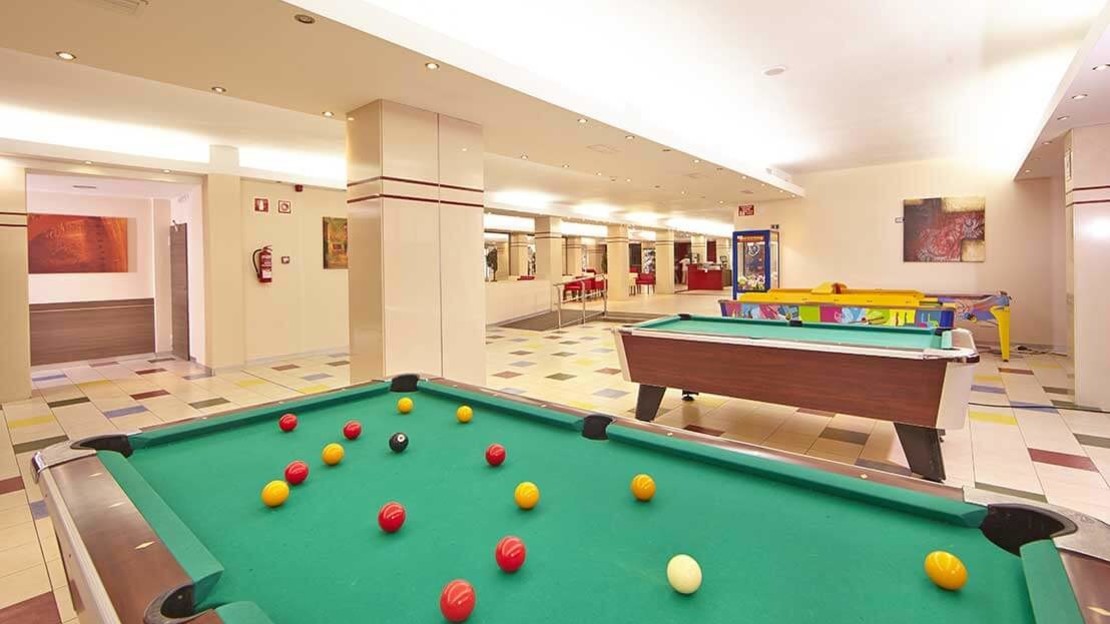 MLL Caribbean Bay Hotel