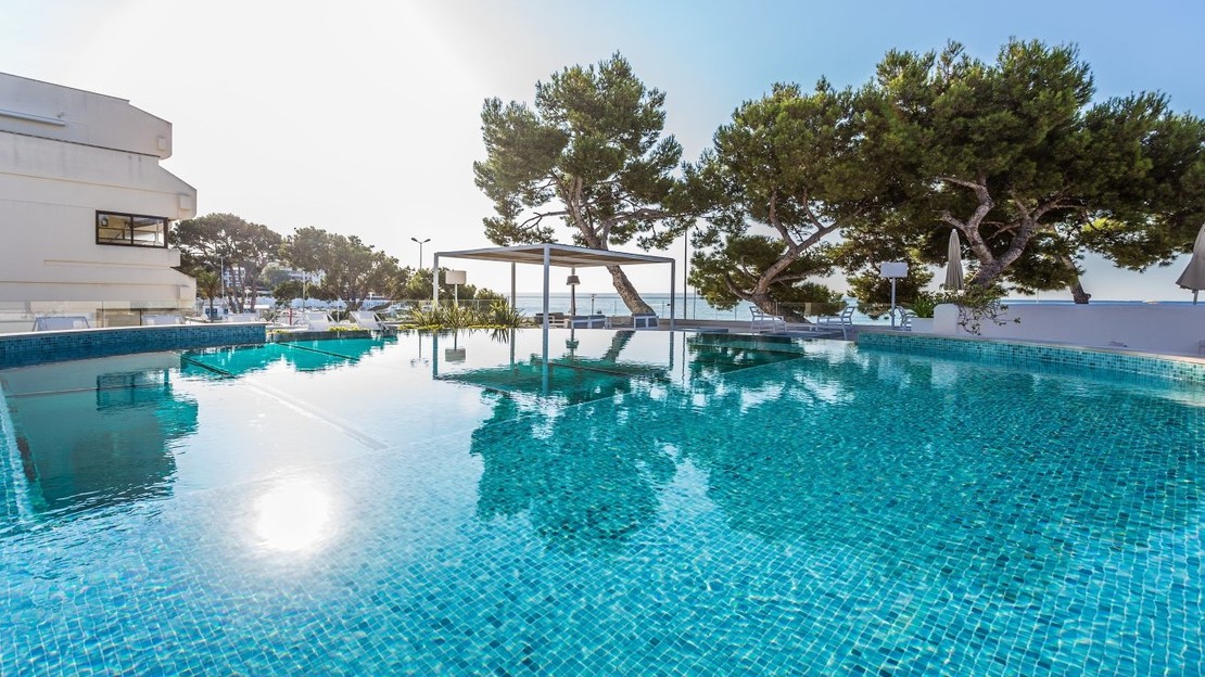 FERGUS Style Palmanova