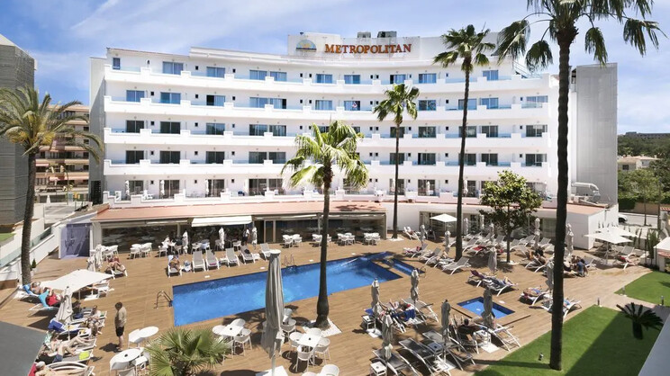 Metropolitan Playa Hotel