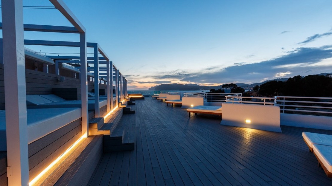 Fergus Style Cala Blanca Suites