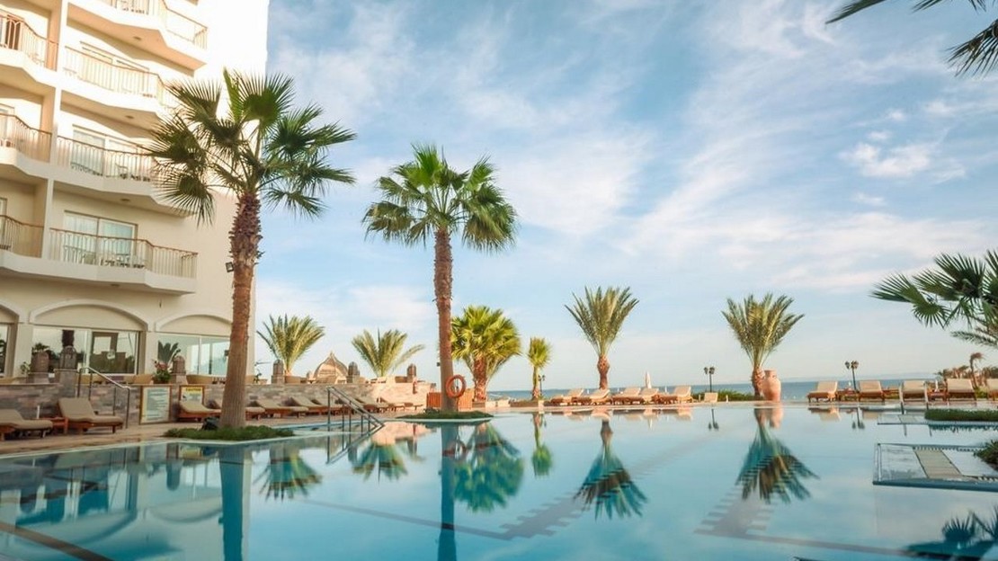 Royal Star Beach Resort