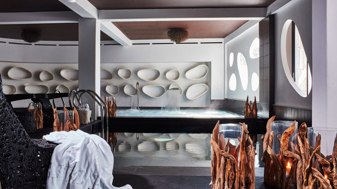 Myconian Utopia Relais & Châteaux