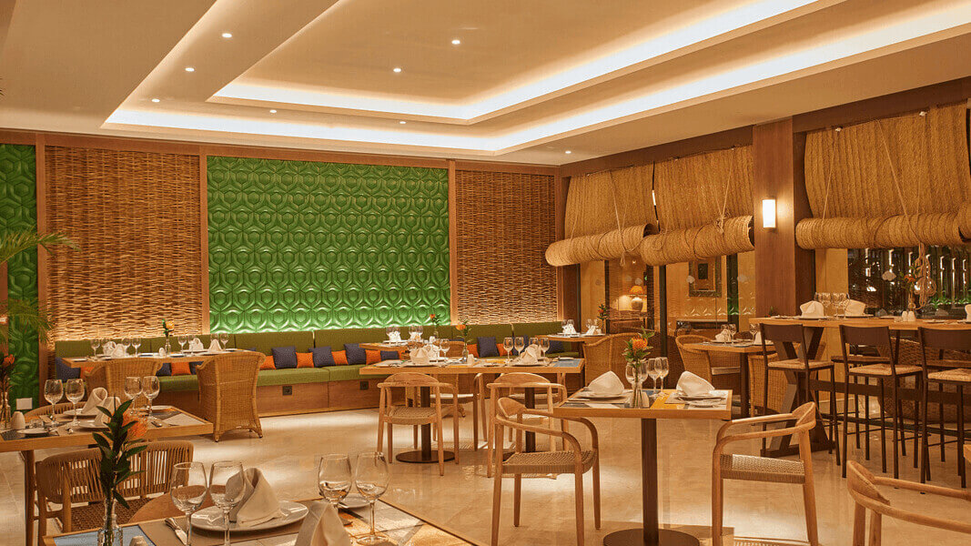 Secrets Bahía Real Resort & Spa