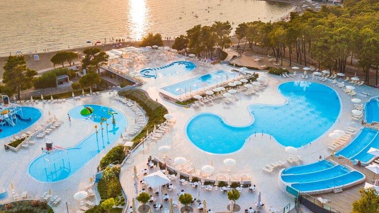 Zaton Holiday Resort