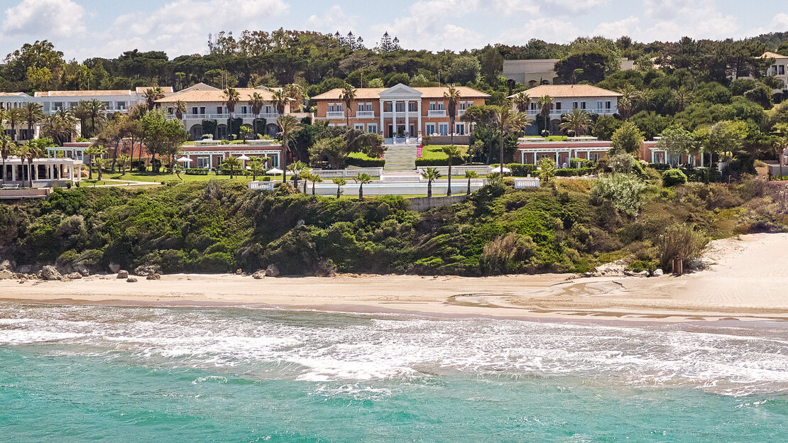 Mandola Rosa at Riviera Olympia