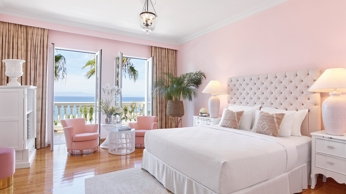 Mandola Rosa at Riviera Olympia