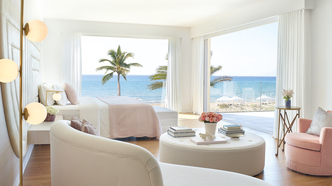 Mandola Rosa at Riviera Olympia