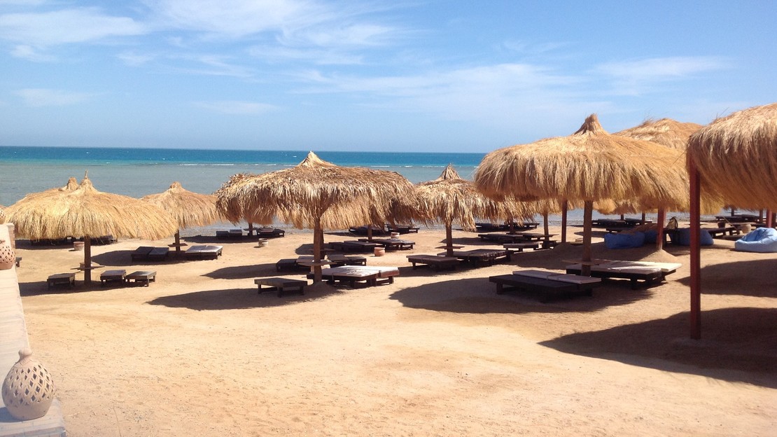 Caves Beach Resort - Hurghada