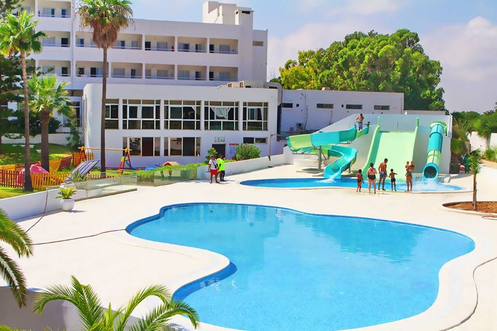 Hotel Tropicana Club & Spa