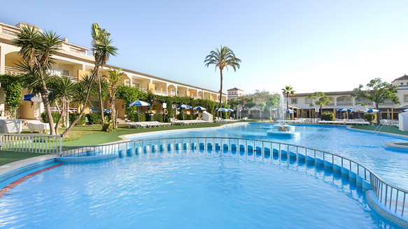 Mariner Club Apartments