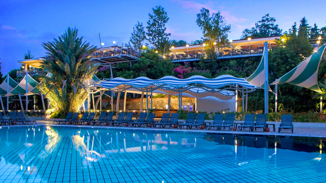 Pine Bay Holiday Resort