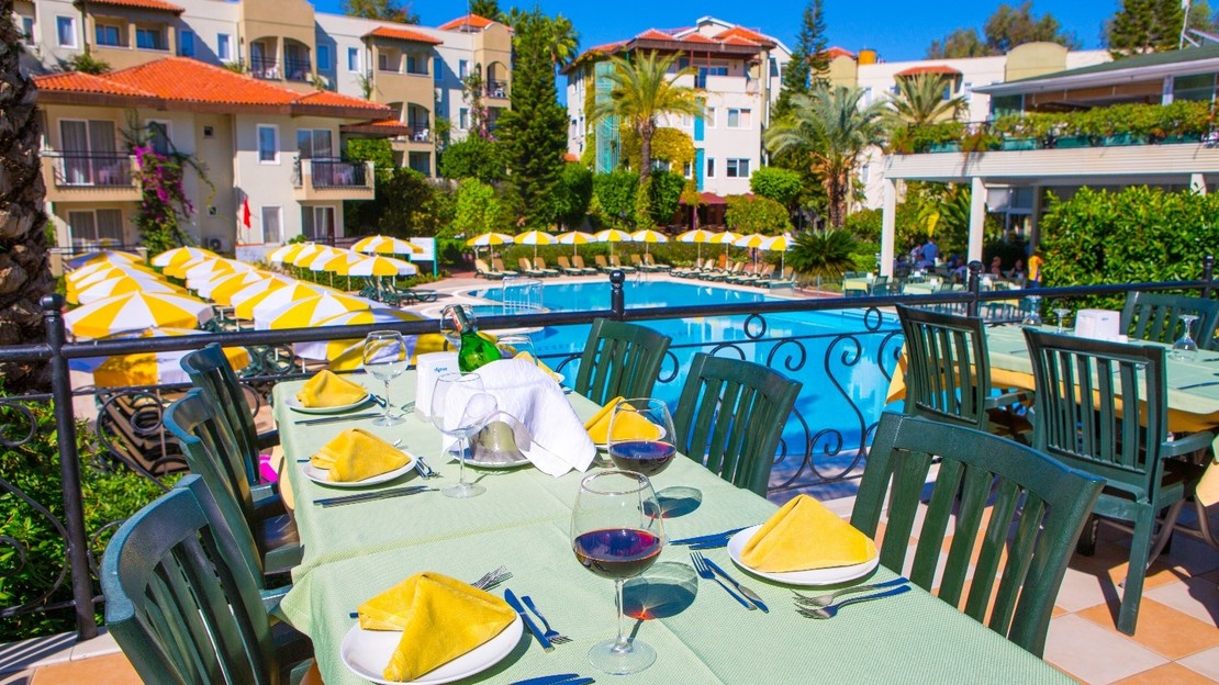 Gardenia Beach Hotel