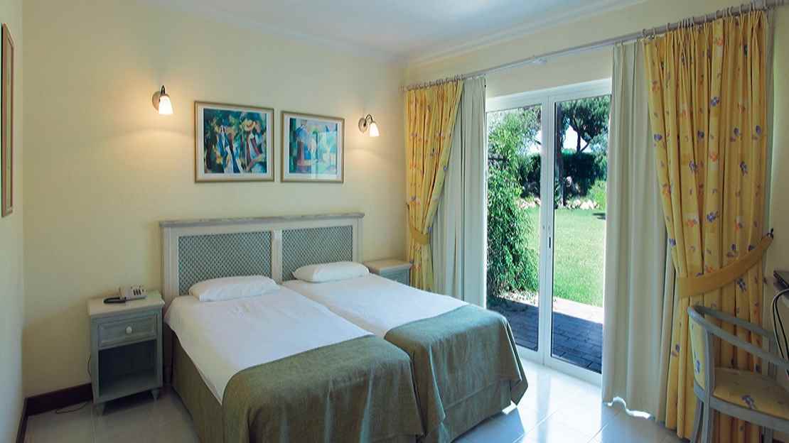 Browns Sports and Leisure Club