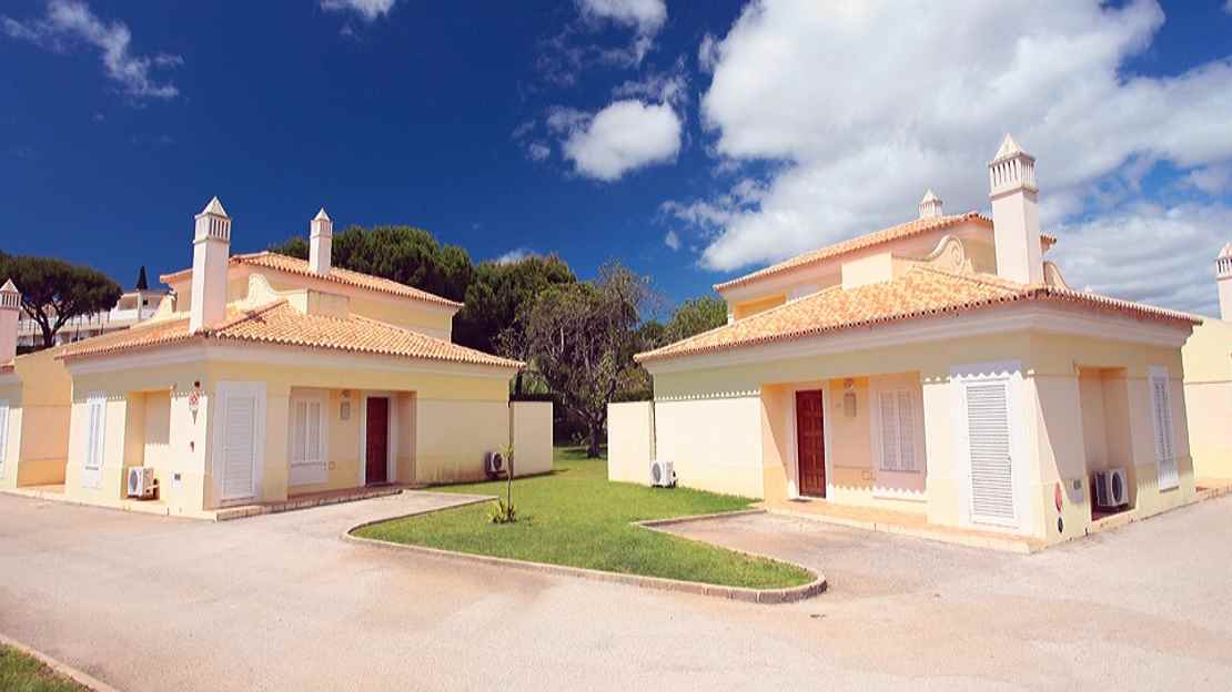 Browns Sports and Leisure Club