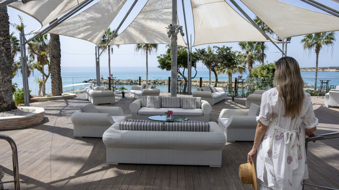 Coral Beach Hotel & Resort