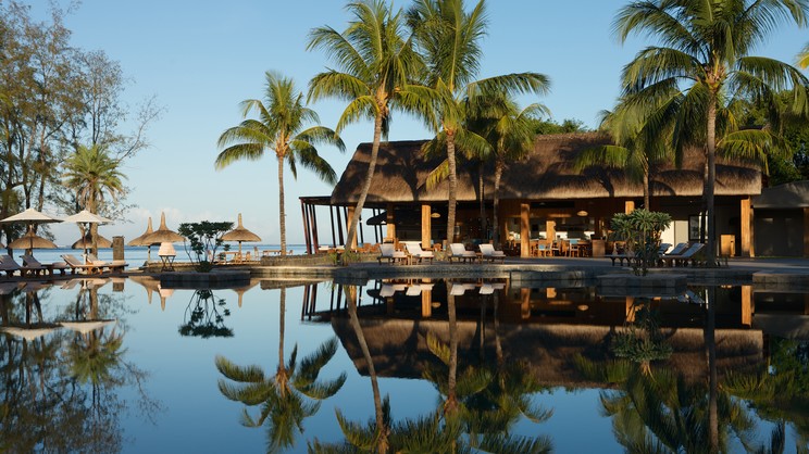 Outrigger Mauritius Beach Resort - HolidayGems.co.uk