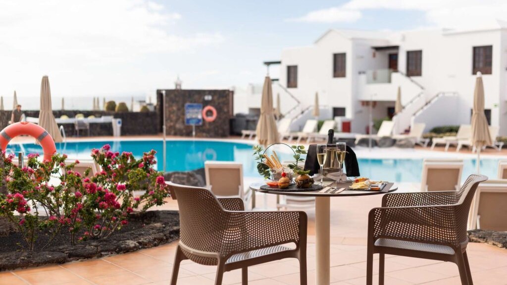 R2 Bahía Kontiki Beach Apartments