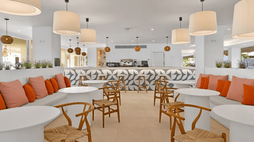 Palmanova Beach Apartments by TRH