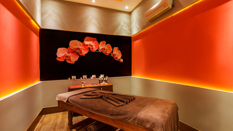 Sherwood Exclusive Lara