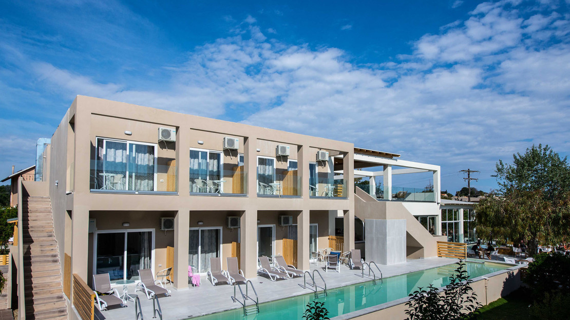 Amour Holiday Resort