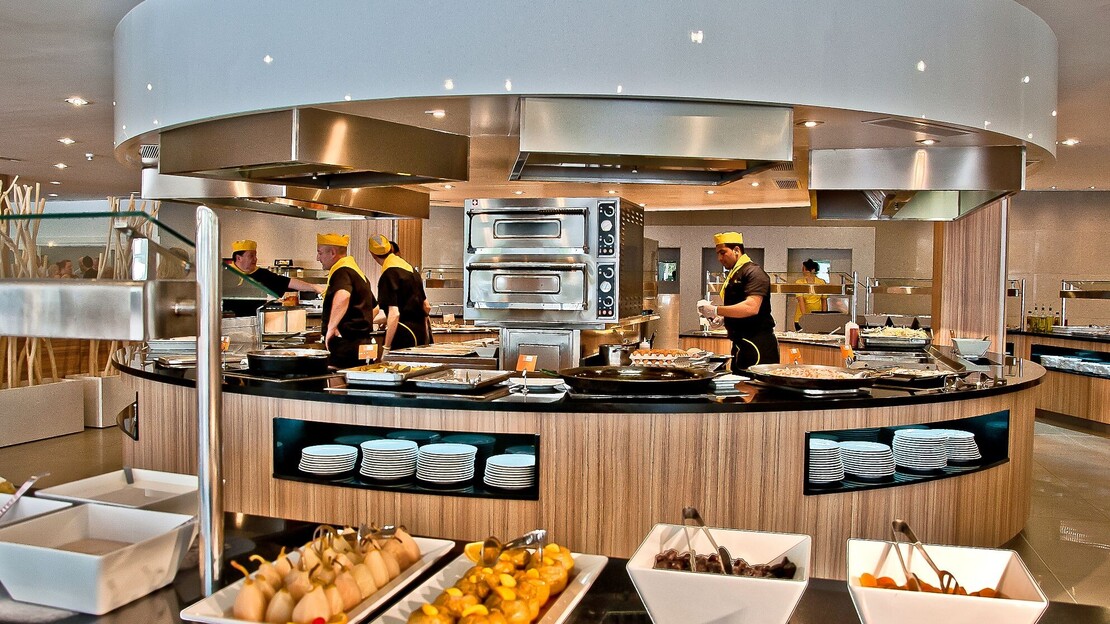 Bq Delfín Azul Hotel, Majorca - HolidayGems