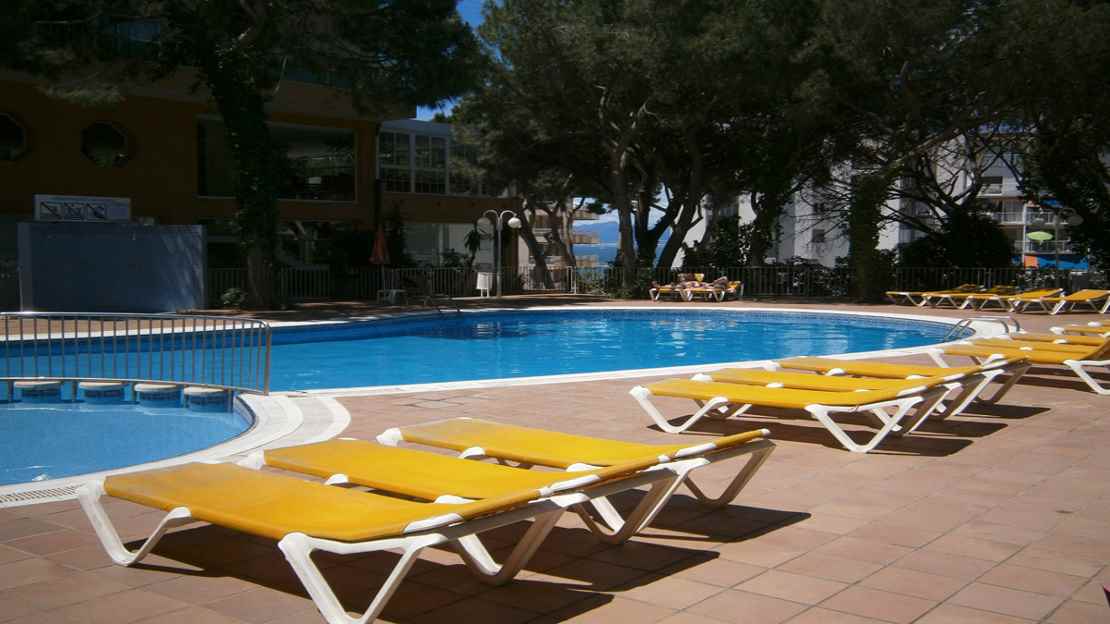 Almonsa Playa Apartments