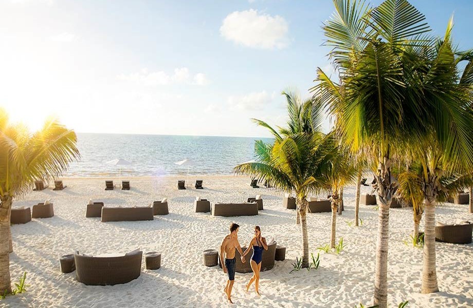 The Grand at Moon Palace