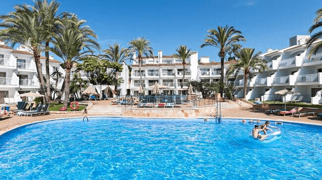 Ca's Saboners Beach Aparthotel