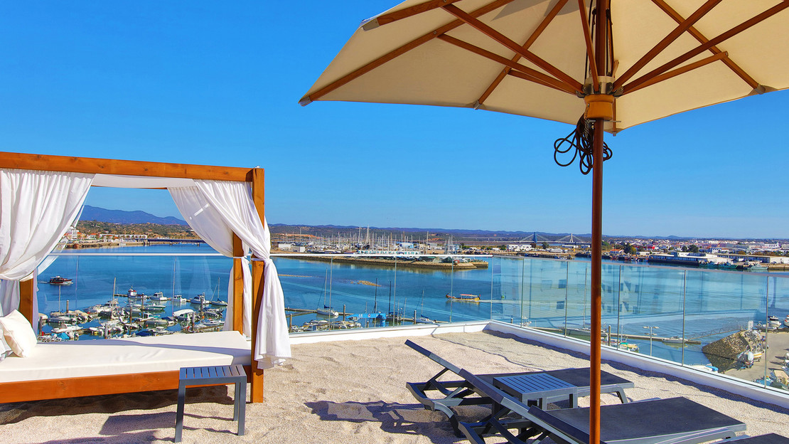 Jupiter Marina Hotel - Couples and Spa