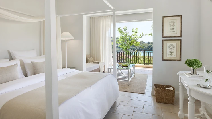 Junior Bungalow Suite 