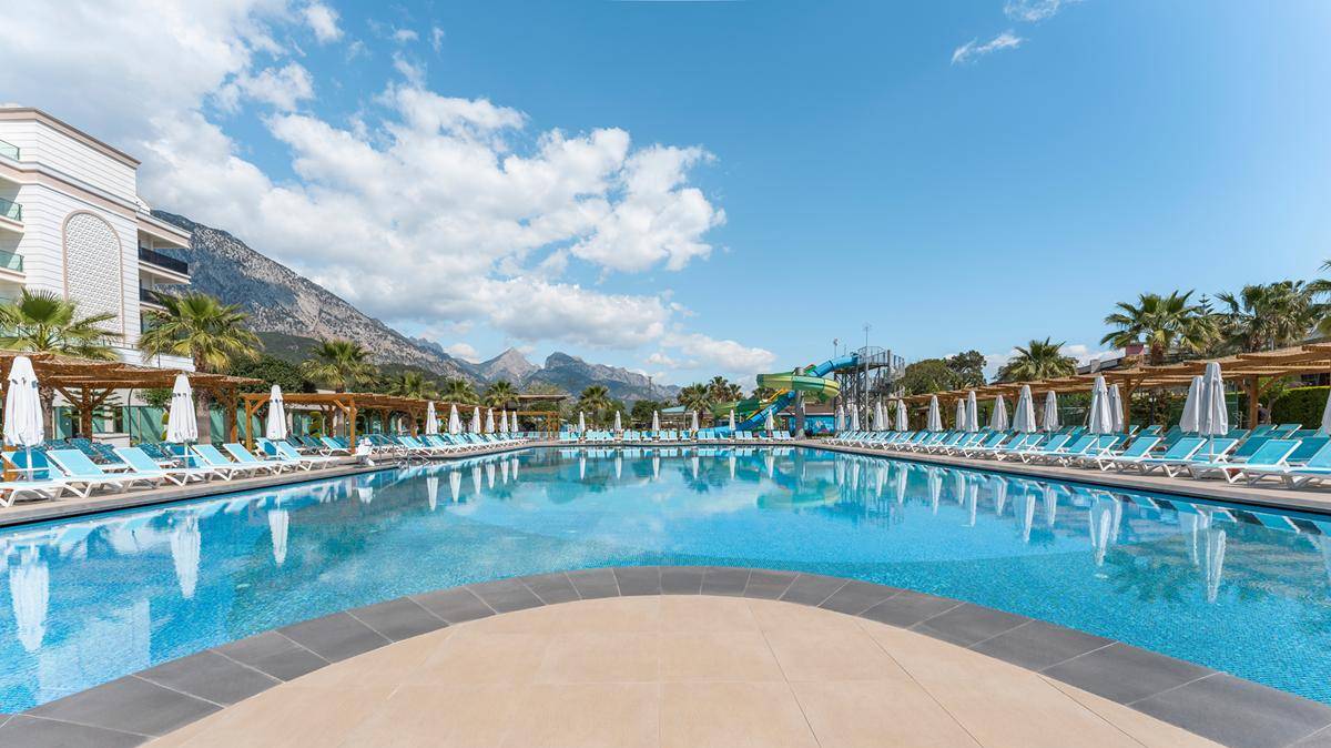 Dosinia Luxury Resort