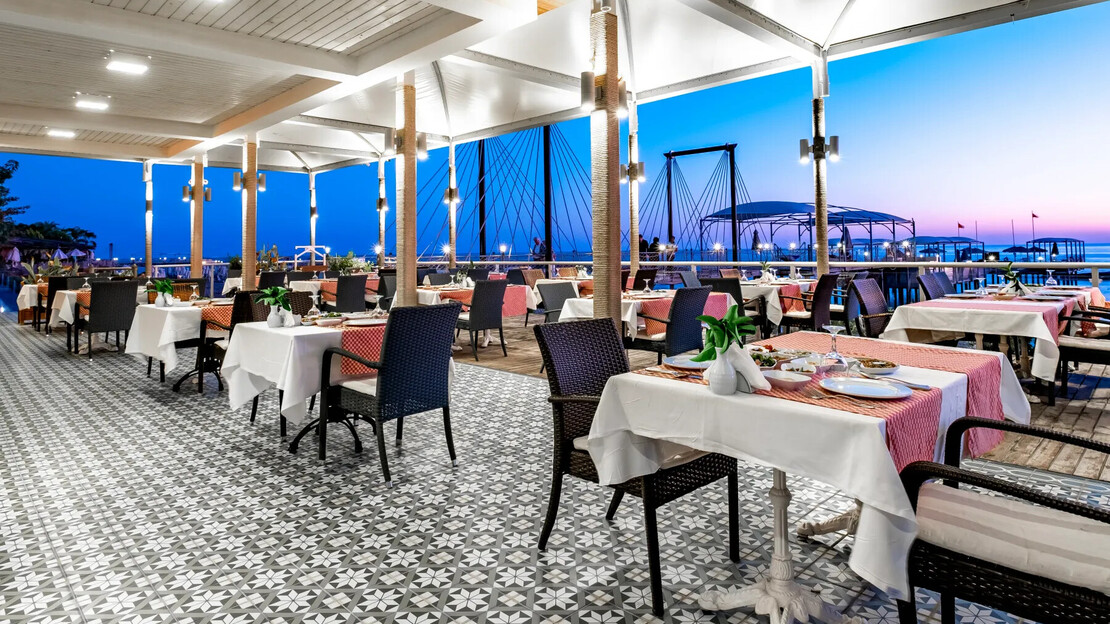 Long Beach Resort Hotel & Spa