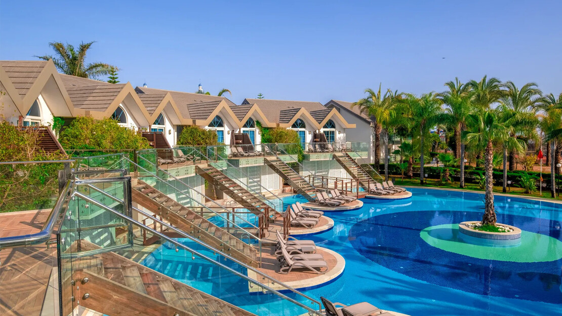 Long Beach Resort Hotel & Spa