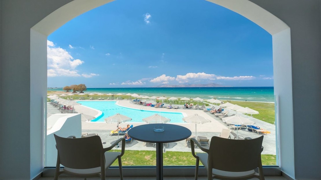 Aeolos Beach Hotel
