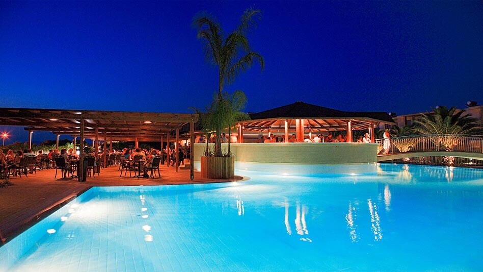 Sandy Beach Hotel & Family Suites