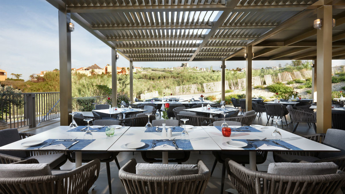 Santa Marina Beach Hotel