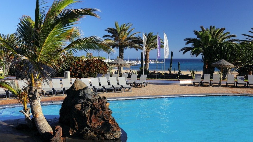Barcelo Castillo Beach Resort