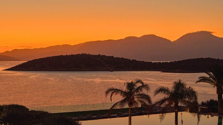 Minos Palace Hotel & Suites