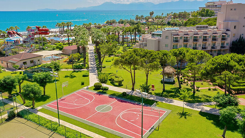 Crystal Admiral Resort Suites and Spa