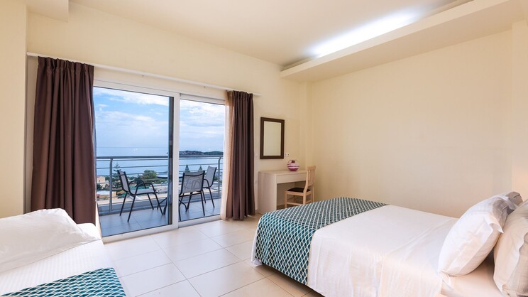 Suite with Sea View