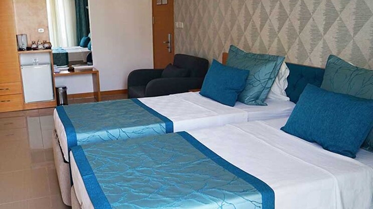 Green Forest Holiday Village