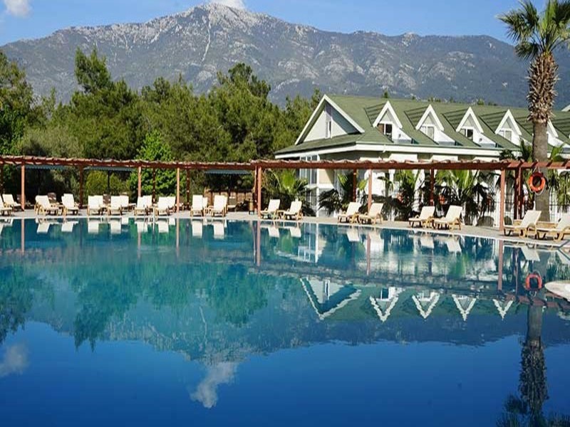 Green Forest Holiday Village