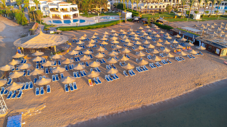 Ivy Cyrene Island Aqua Park Resort