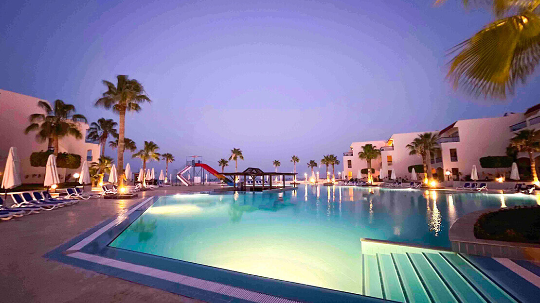 Ivy Cyrene Island Resort