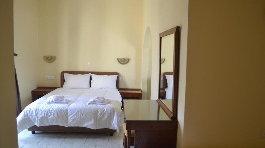 Diogenis Blue Palace