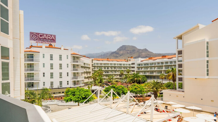 Gara Suites Golf & Spa