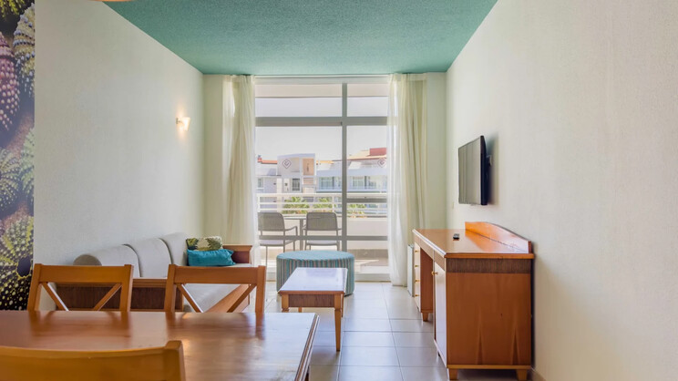 Gara Suites Golf & Spa